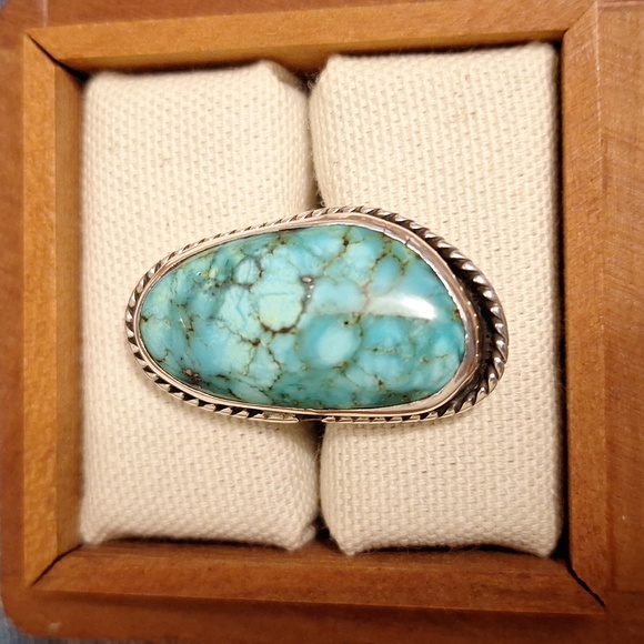 Vintage: Large bright blue turquoise sterling silver statement ring - Picture 2 of 9